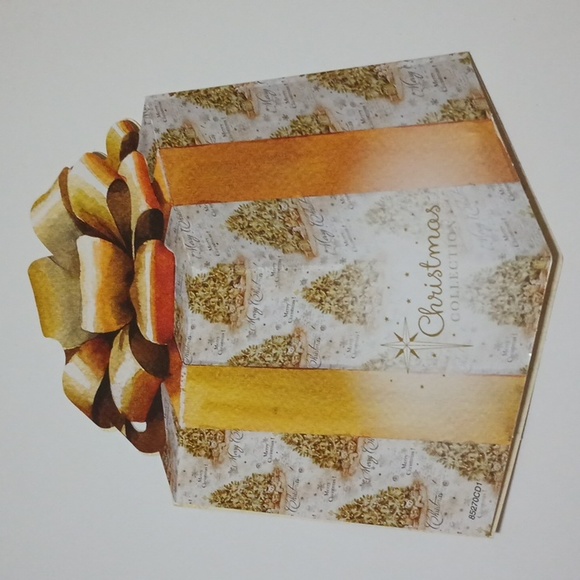 $2 Add-on Foil Christmas Card & Envelope Present with Trees Wrapping Paper Gold - Picture 6 of 9